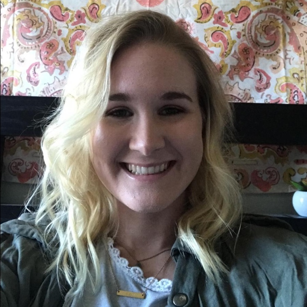 Meet your Posher, Delanie
